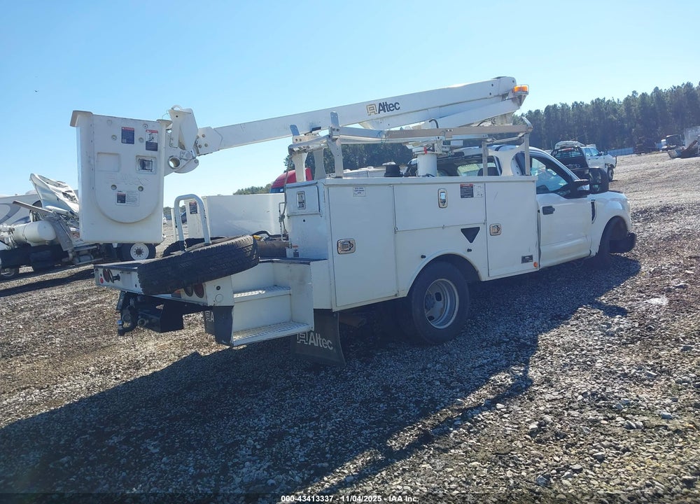 2020 FORD F-350 CHASSIS VIN: 1FDRF3G61LEE22038