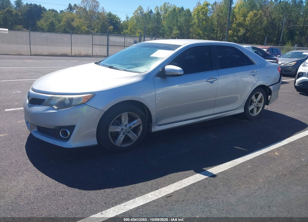 2013 TOYOTA CAMRY SE VIN: 4T1BF1FK8DU243667