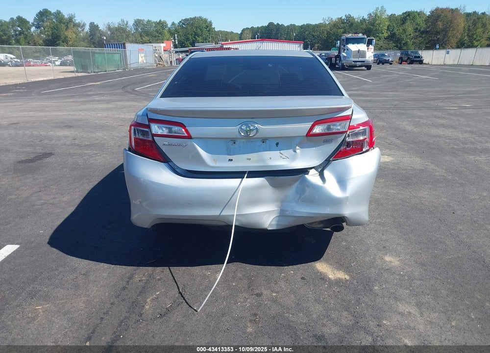 2013 TOYOTA CAMRY SE VIN: 4T1BF1FK8DU243667