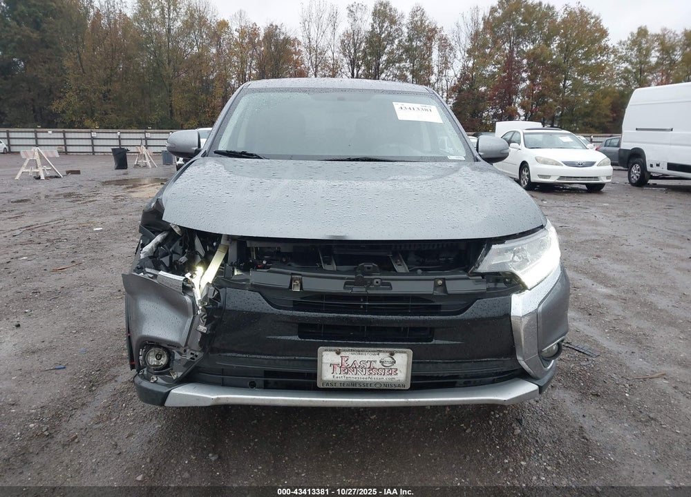 2018 MITSUBISHI OUTLANDER VIN: JA4AZ3A30JJ003443