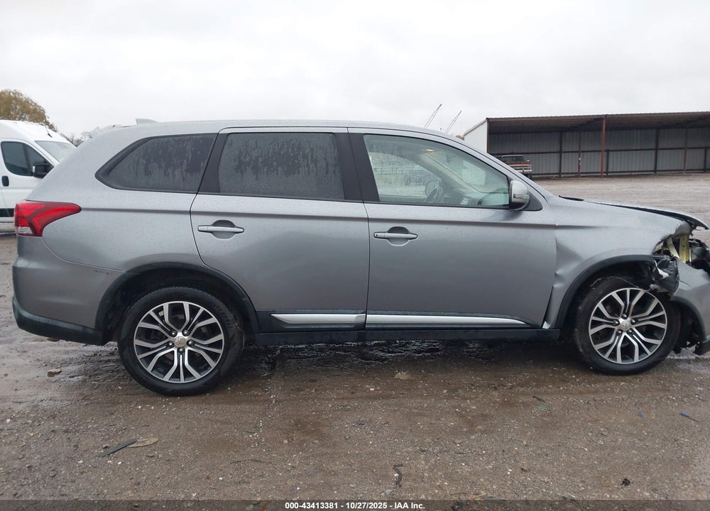 2018 MITSUBISHI OUTLANDER VIN: JA4AZ3A30JJ003443