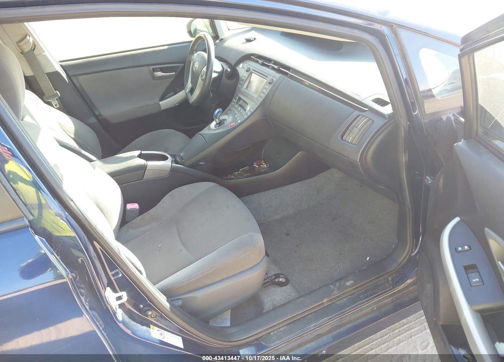 2013 TOYOTA PRIUS THREE VIN: JTDKN3DU0D0352011