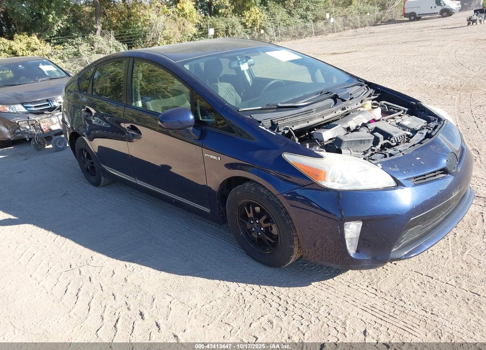 2013 TOYOTA PRIUS THREE VIN: JTDKN3DU0D0352011