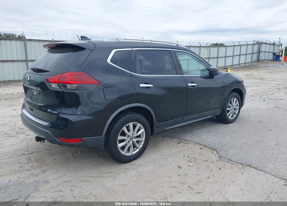 2018 NISSAN ROGUE VIN: JN8AT2MV7JW315412