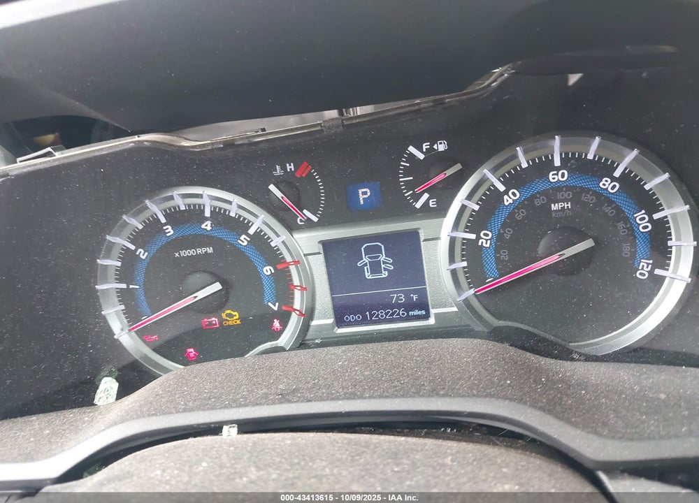 2014 TOYOTA 4RUNNER SR5 VIN: JTEZU5JR8E5081504
