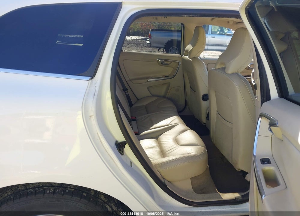 2013 VOLVO XC60 VIN: YV4952DZ1D2370393