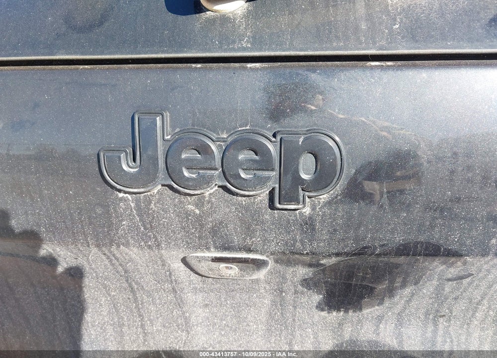2016 JEEP CHEROKEE ALTITUDE VIN: 1C4PJMCB9GW193935
