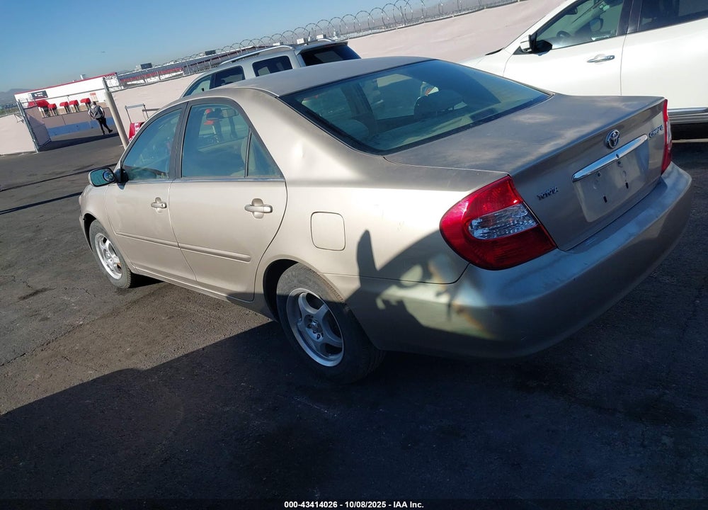 2002 TOYOTA CAMRY LE VIN: JTDBE32K120127837
