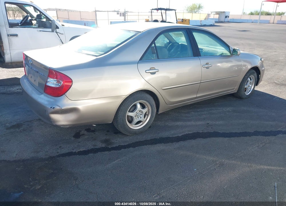2002 TOYOTA CAMRY LE VIN: JTDBE32K120127837