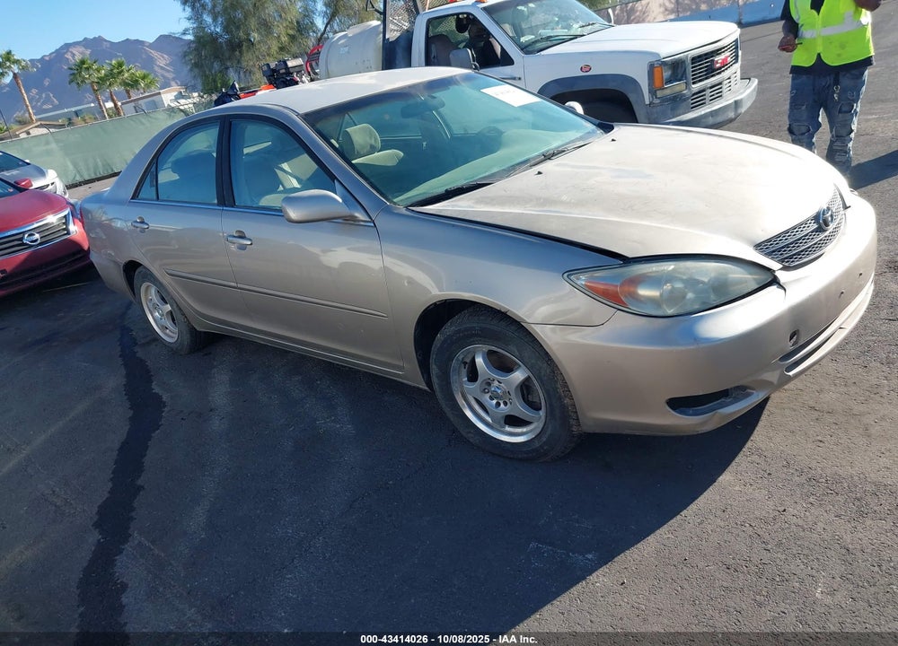 2002 TOYOTA CAMRY LE VIN: JTDBE32K120127837