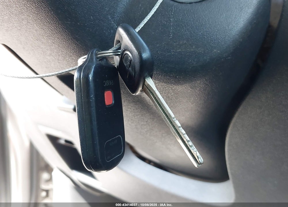 2006 SCION XB VIN: JTLKT324364083642