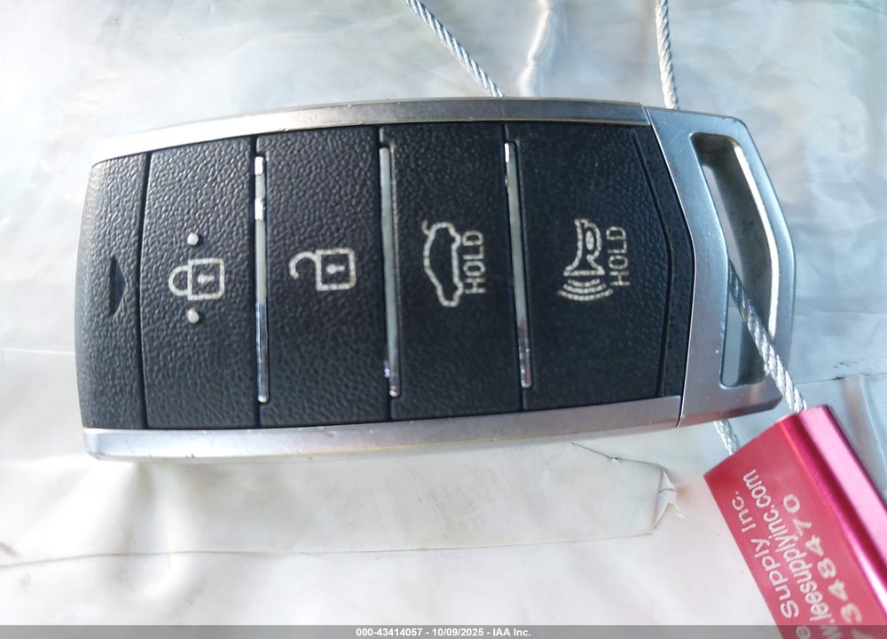 2019 GENESIS G70 VIN: KMTG54LE0KU034628