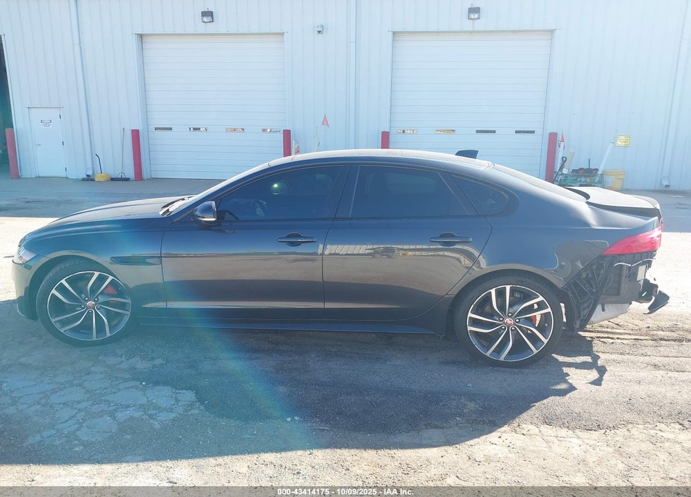 2017 JAGUAR XF VIN: SAJBG4BV6HCY34659