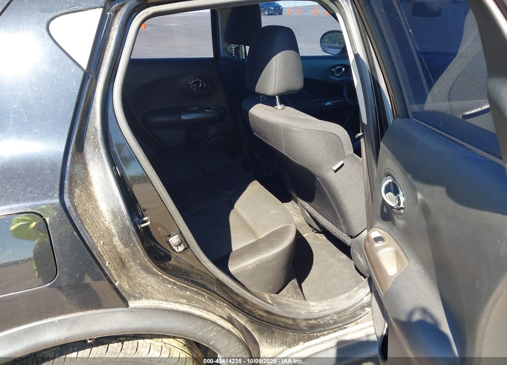 2013 NISSAN JUKE VIN: JN8AF5MR3DT205006