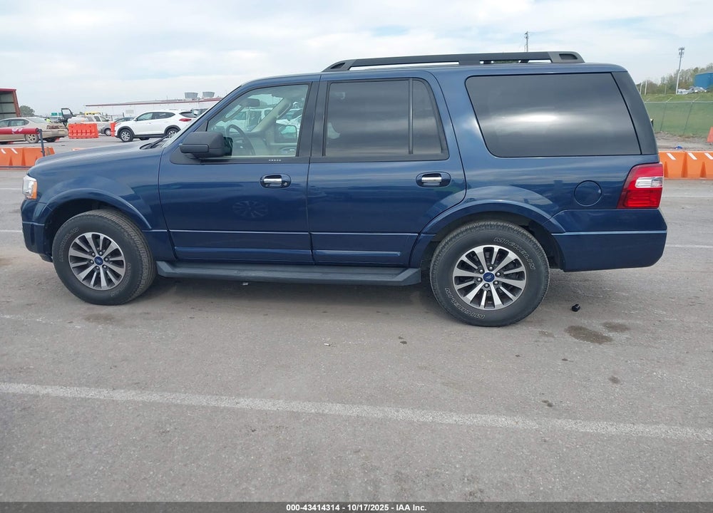 2015 FORD EXPEDITION XLT VIN: 1FMJU1HT6FEF02967