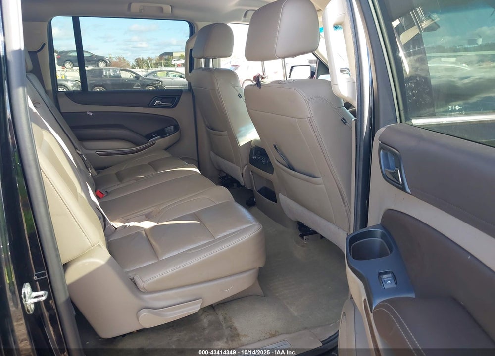 2018 CHEVROLET SUBURBAN LT VIN: 1GNSKHKC7JR403132