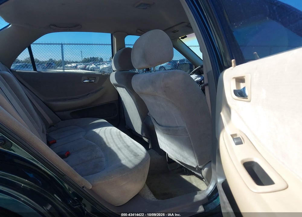 1999 HONDA ACCORD LX VIN: 1HGCG6650XA046755