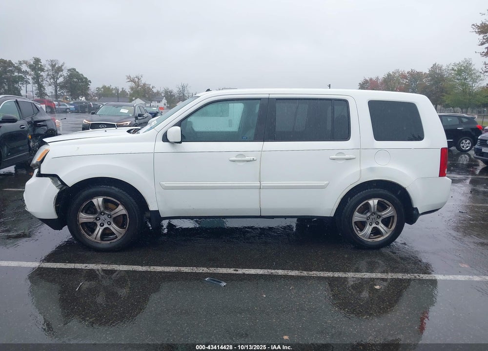 2014 HONDA PILOT VIN: 5FNYF4H41EB005071