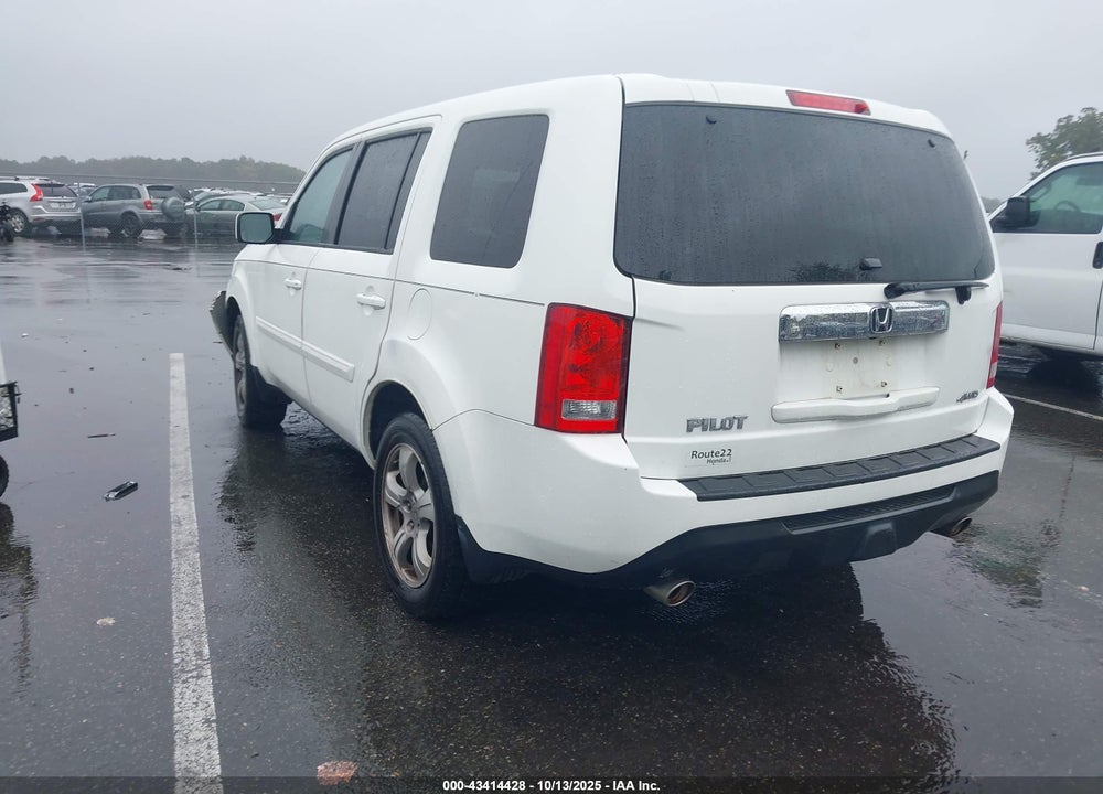 2014 HONDA PILOT VIN: 5FNYF4H41EB005071