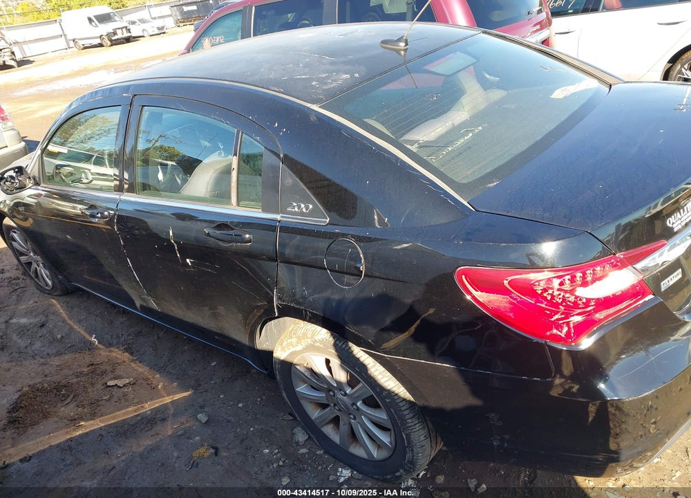 2012 CHRYSLER 200 VIN: 1C3CCBBG8CN188465