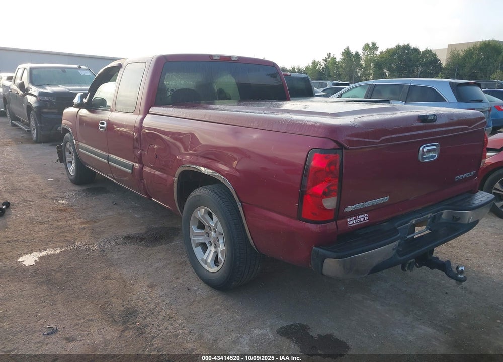 2004 CHEVROLET SILVERADO 1500 LS VIN: 2GCEC19T841386564