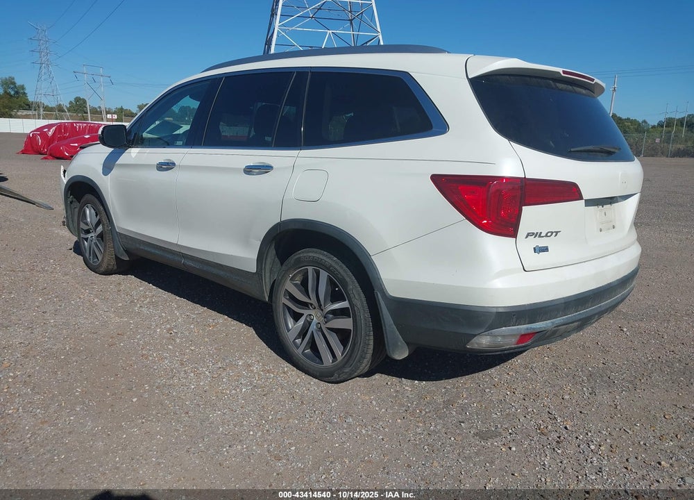 2018 HONDA PILOT VIN: 5FNYF5H98JB015527