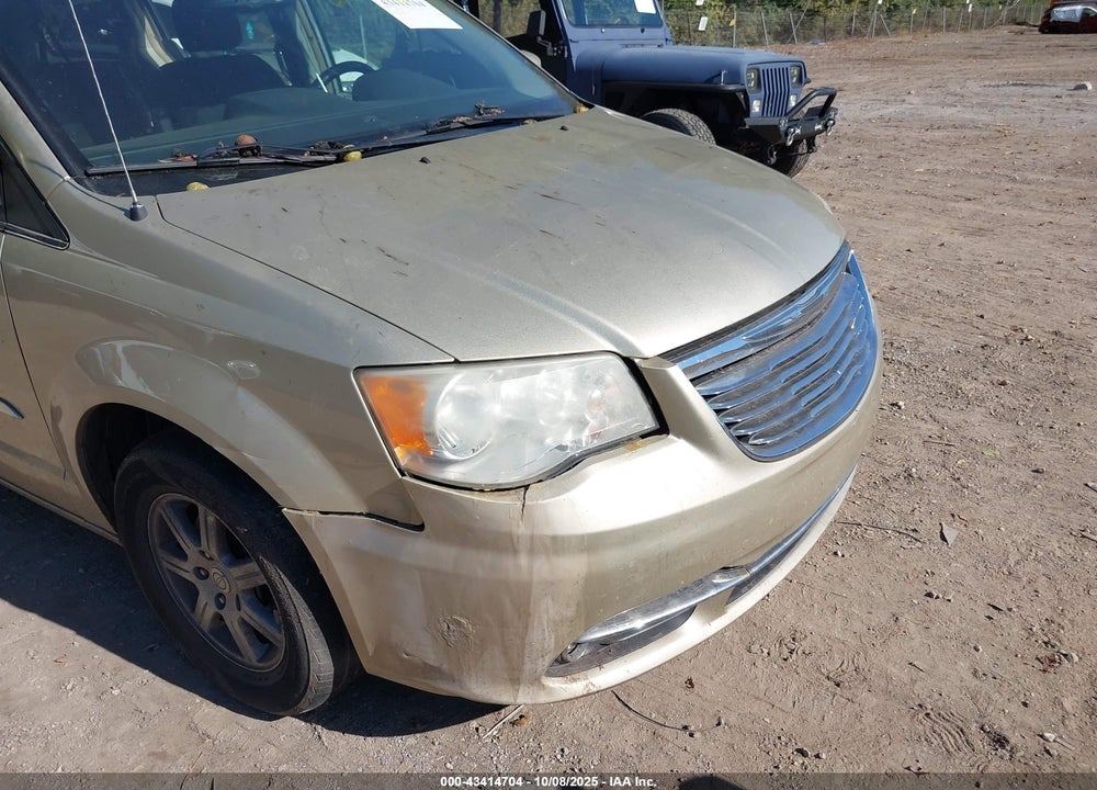 2011 CHRYSLER TOWN & COUNTRY TOURING VIN: 2A4RR5DG7BR677258