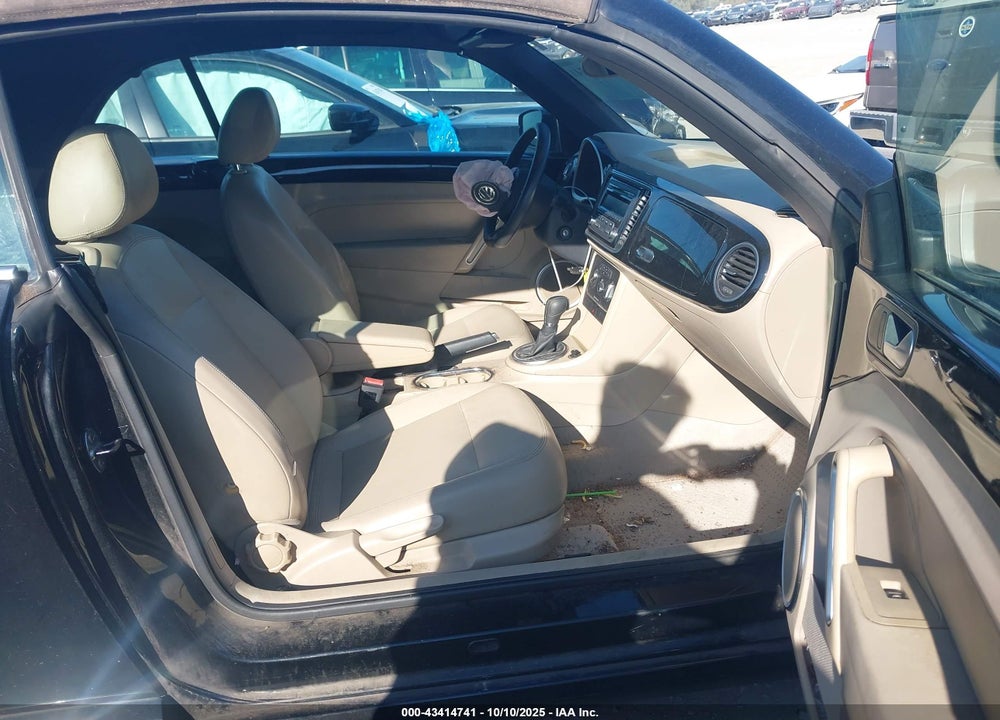 2014 VOLKSWAGEN BEETLE VIN: 3VW517AT9EM819224