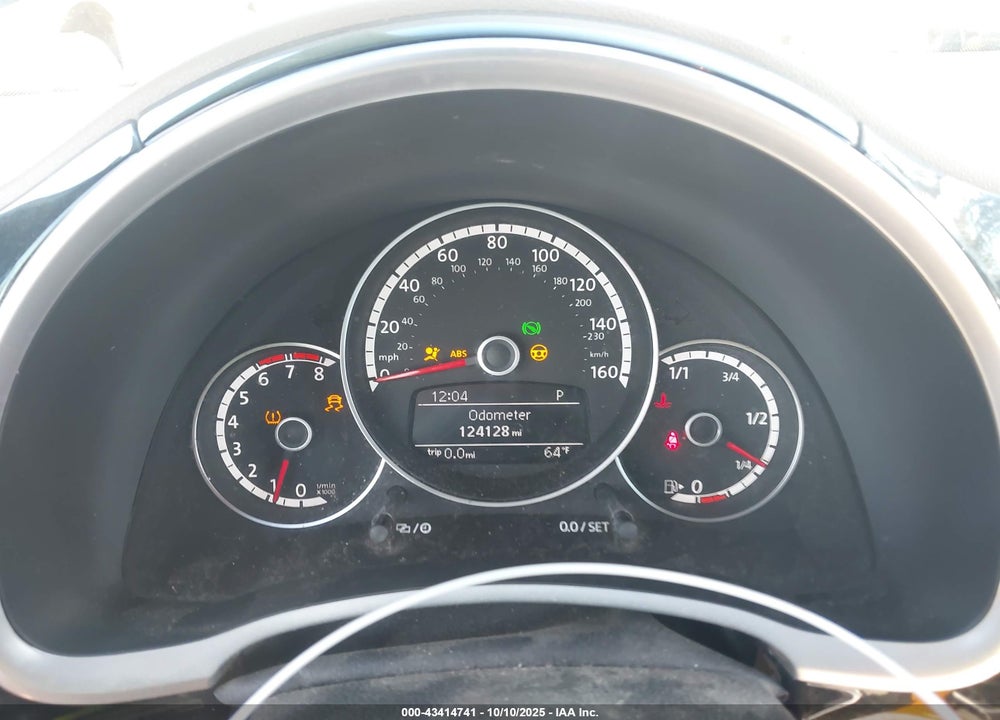 2014 VOLKSWAGEN BEETLE VIN: 3VW517AT9EM819224