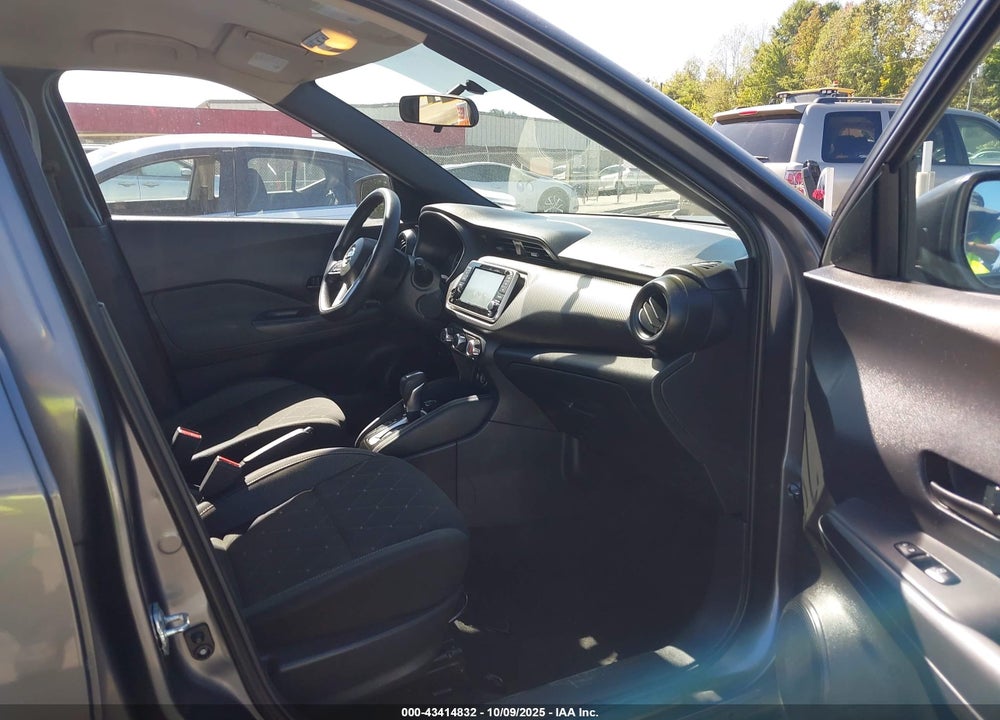 2019 NISSAN KICKS S VIN: 3N1CP5CU0KL534368