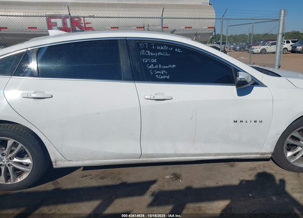 2018 CHEVROLET MALIBU LT VIN: 1G1ZD5ST3JF125128