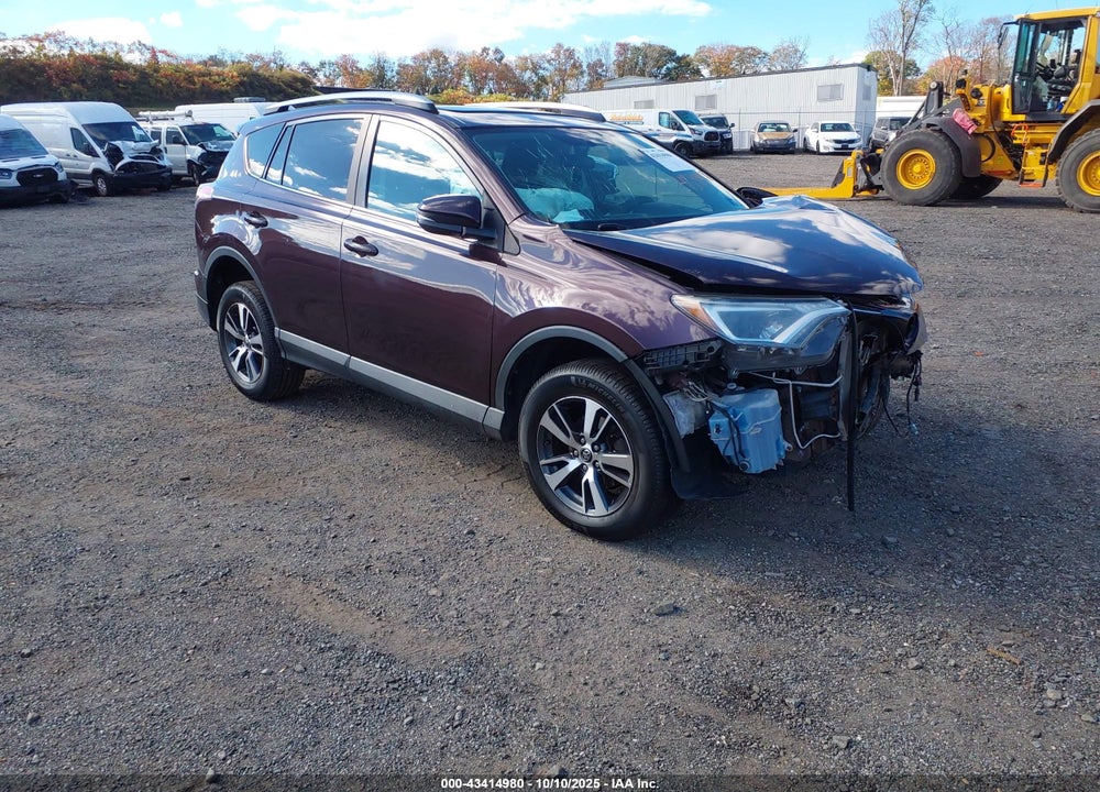 2016 TOYOTA RAV4 XLE VIN: 2T3RFREV4GW446642