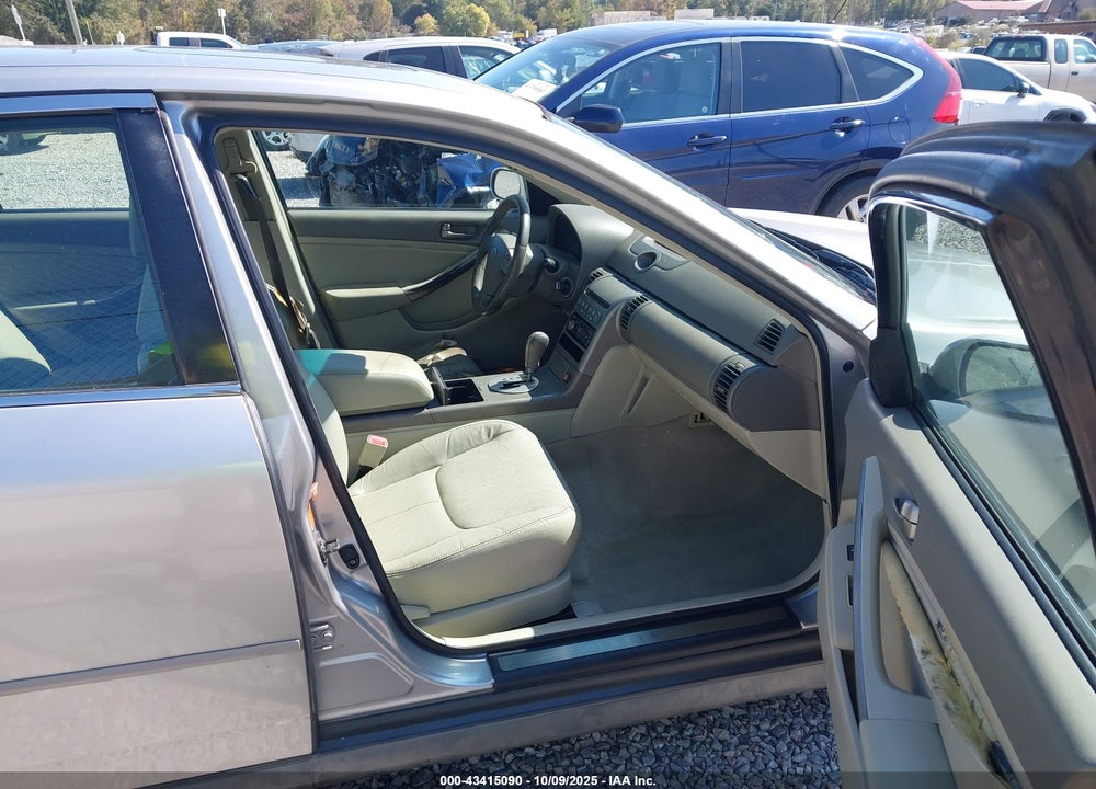 2003 INFINITI G35 LUXURY VIN: JNKCV51EX3M013162