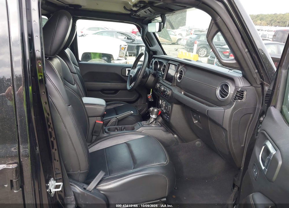 2023 JEEP WRANGLER 4XE SAHARA 4X4 VIN: 1C4JJXP64PW630633