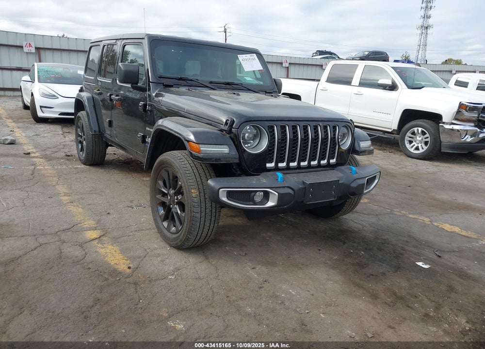 2023 JEEP WRANGLER 4XE SAHARA 4X4 VIN: 1C4JJXP64PW630633