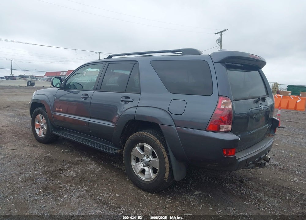 2005 TOYOTA 4RUNNER SR5 V8 VIN: JTEBT14R350049937