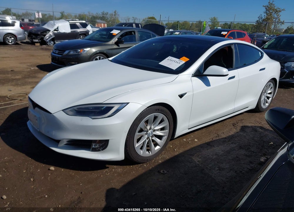 2017 TESLA MODEL S VIN: 5YJSA1E2XHF187590