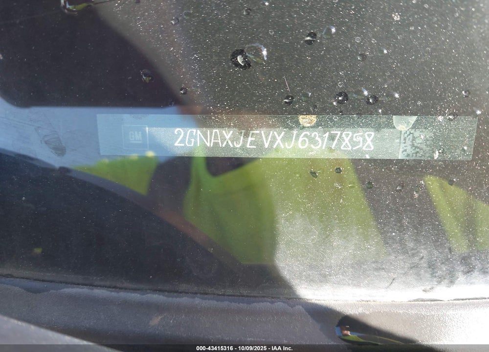 2018 CHEVROLET EQUINOX VIN: 2GNAXJEVXJ6317858