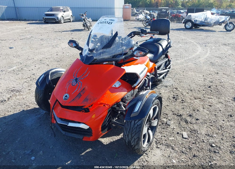 2015 CAN-AM SPYDER ROADSTER F3/F3-S VIN: 2BXRDCD21FV001043