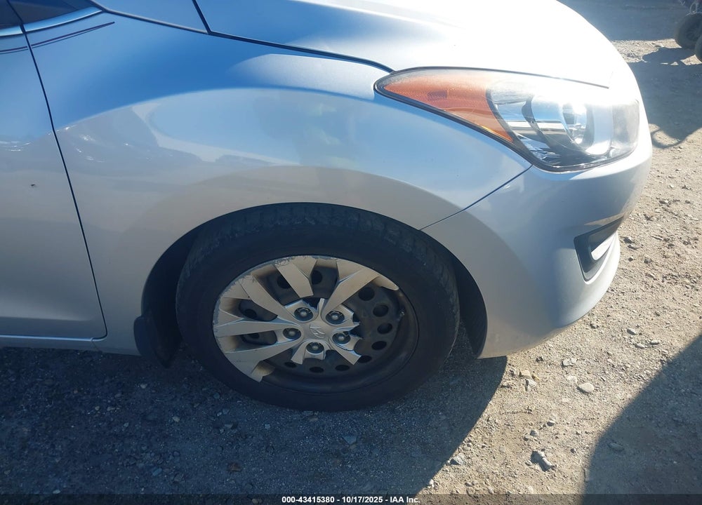 2016 HYUNDAI ELANTRA VIN: KMHD35LH7GU270445
