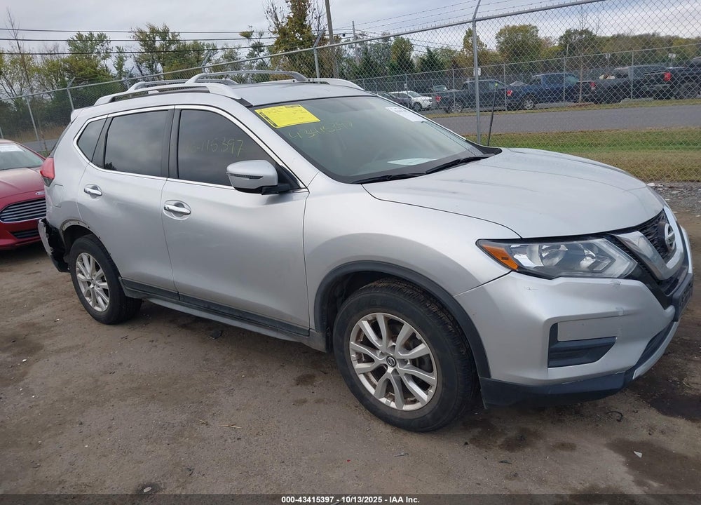 2017 NISSAN ROGUE SV VIN: JN8AT2MV7HW256419