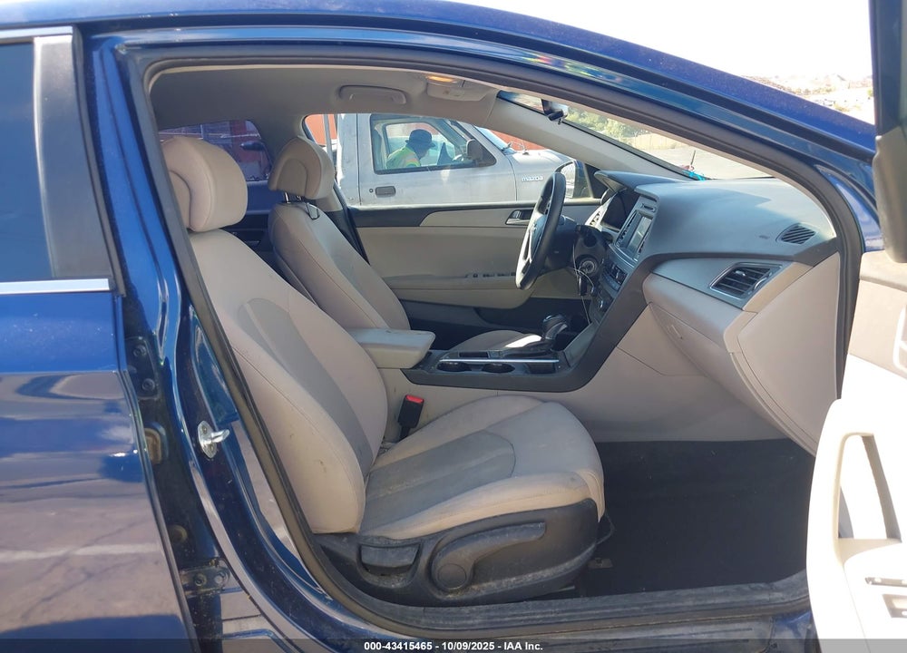 2016 HYUNDAI SONATA SE VIN: 5NPE24AFXGH389799