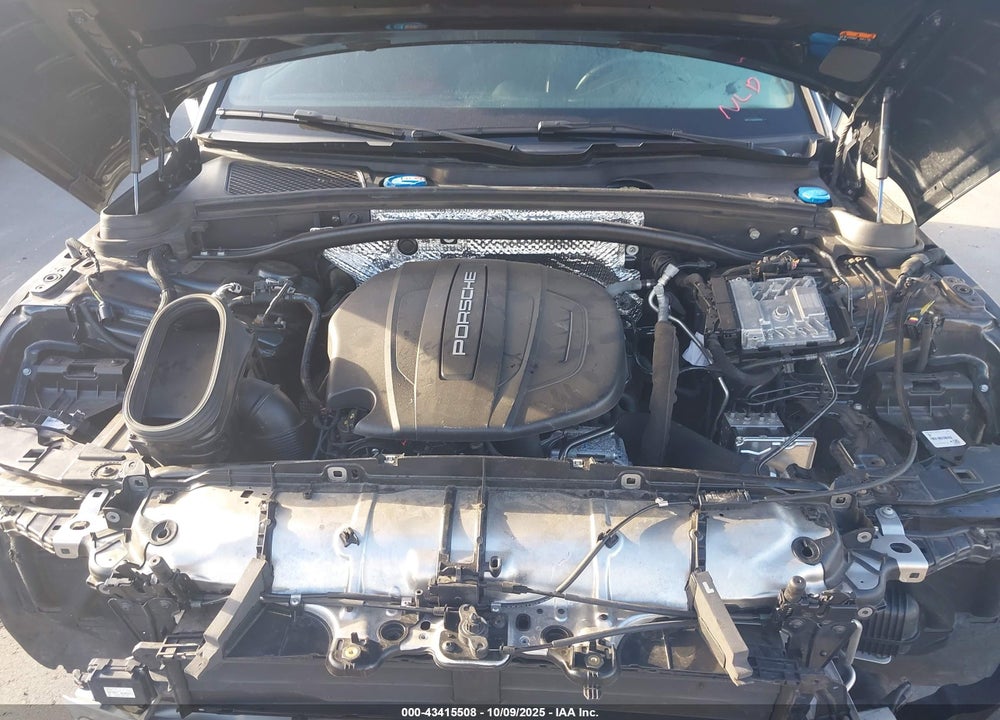 2021 PORSCHE MACAN VIN: WP1AA2A54MLB10754