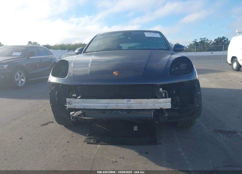 2021 PORSCHE MACAN VIN: WP1AA2A54MLB10754