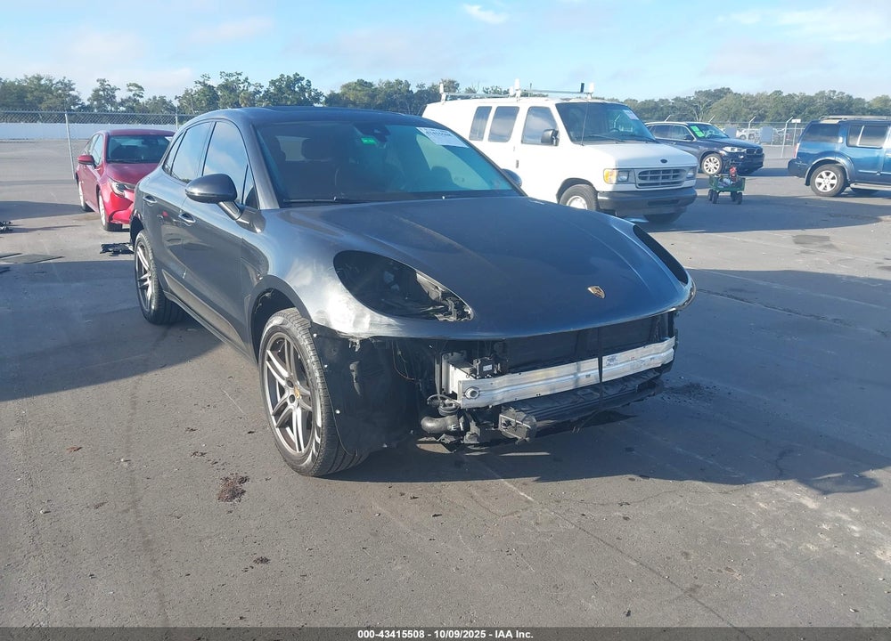 2021 PORSCHE MACAN VIN: WP1AA2A54MLB10754