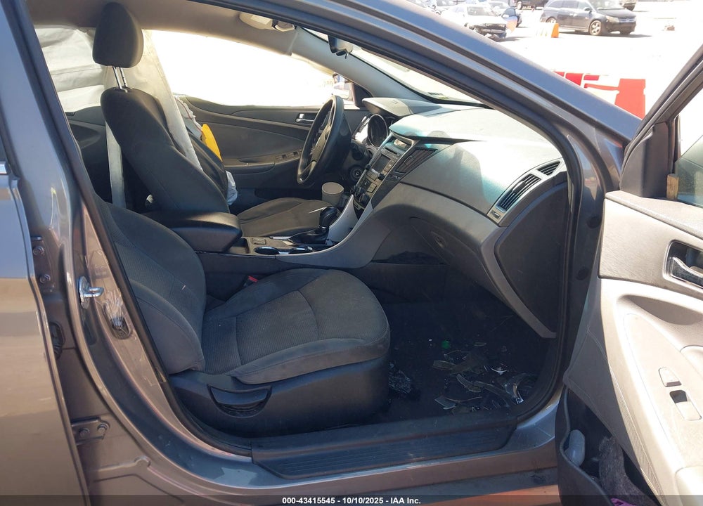 2014 HYUNDAI SONATA VIN: 5NPEB4AC6EH872824