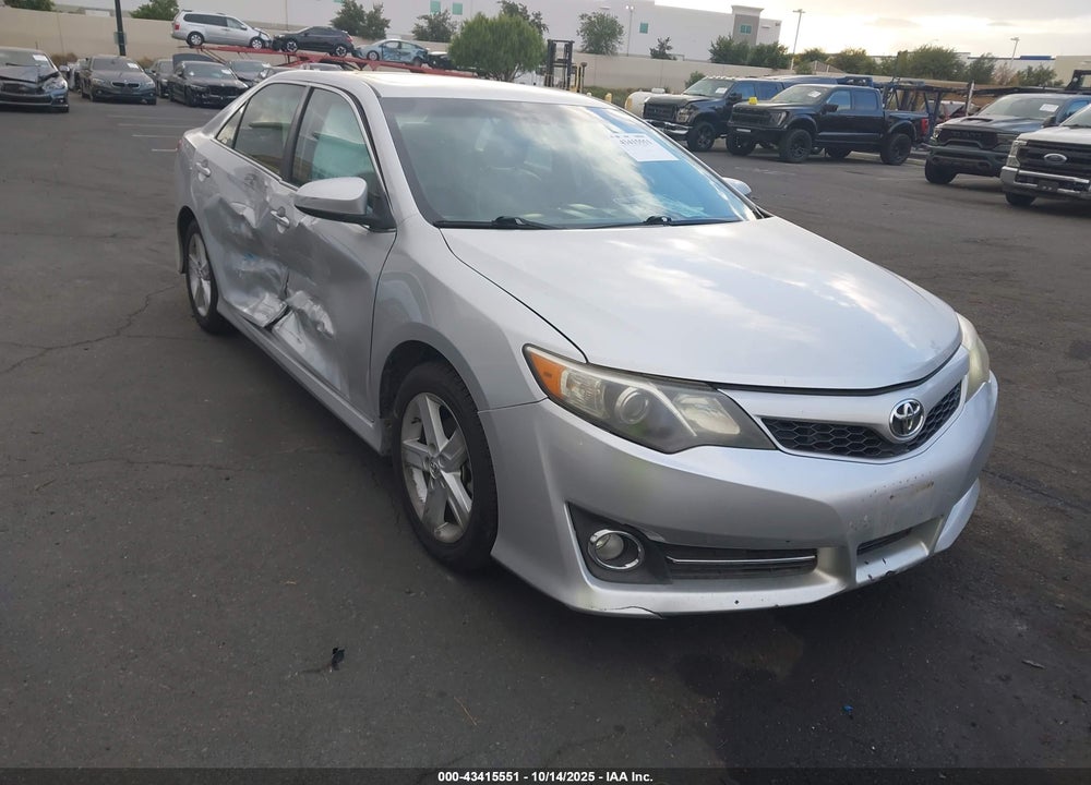 2014 TOYOTA CAMRY SE VIN: 4T1BF1FK0EU745347