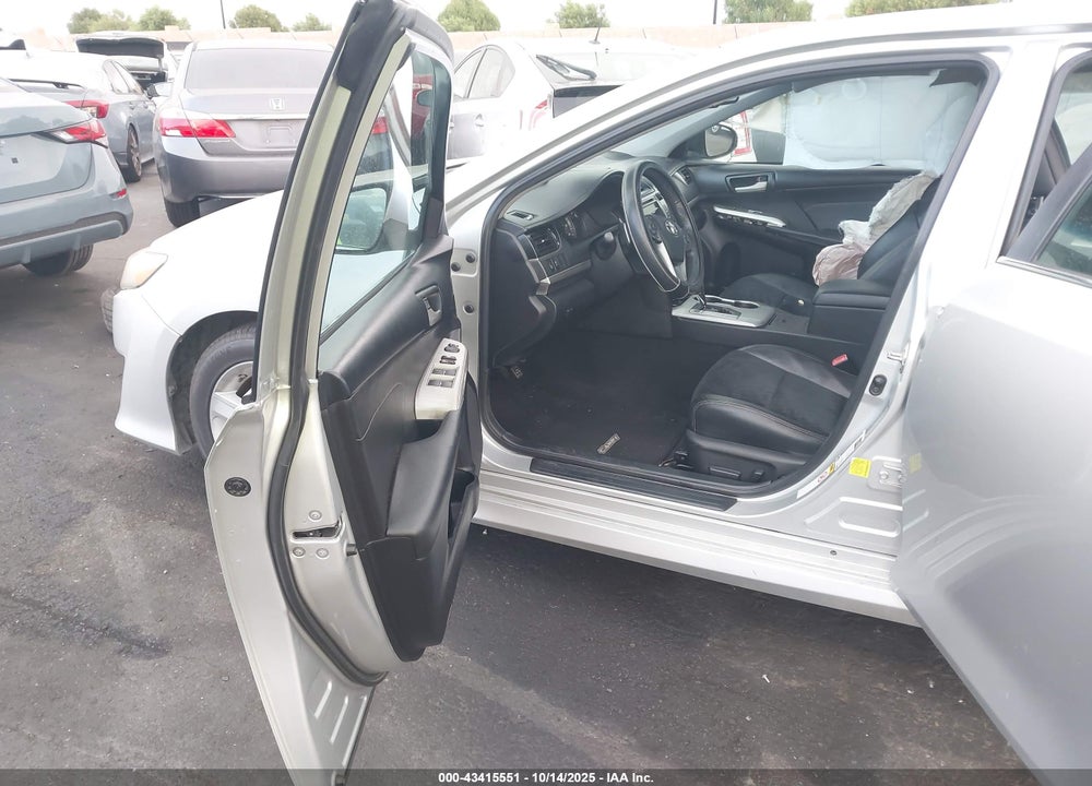 2014 TOYOTA CAMRY SE VIN: 4T1BF1FK0EU745347
