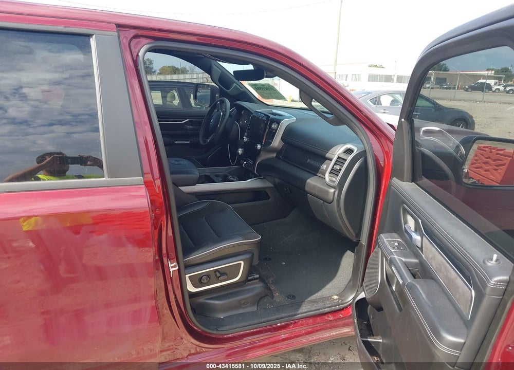 2023 RAM 1500 VIN: 1C6SRFRT8PN666302