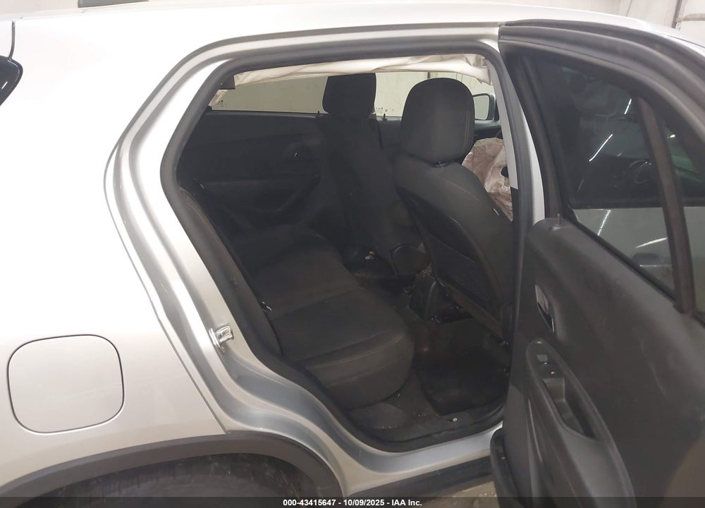 2020 CHEVROLET TRAX FWD LS VIN: KL7CJKSB8LB319687